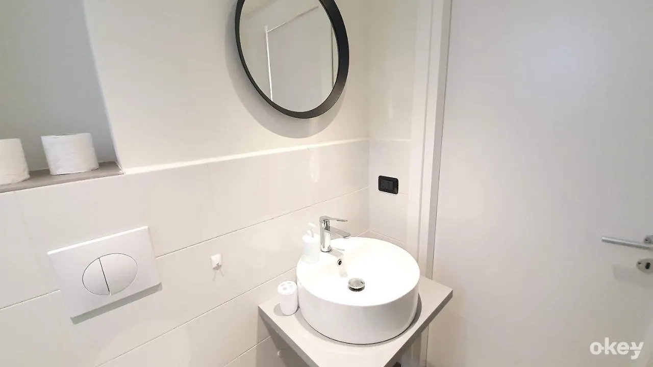 Apartament La Terrazza Tra I Tetti Studio - Bari Centro