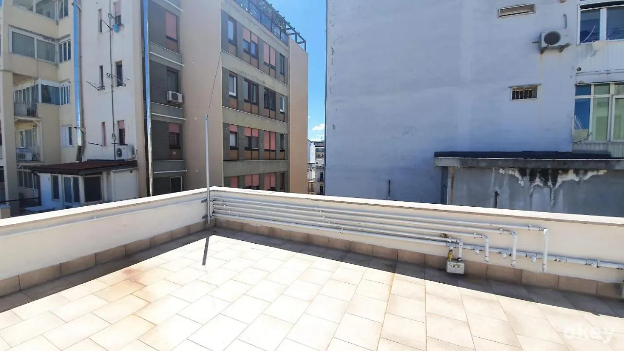 La Terrazza Tra I Tetti Studio - Bari Centro Διαμέρισμα