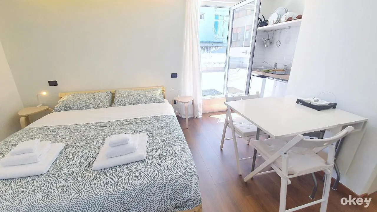 La Terrazza Tra I Tetti Studio - Bari Centro Apartment