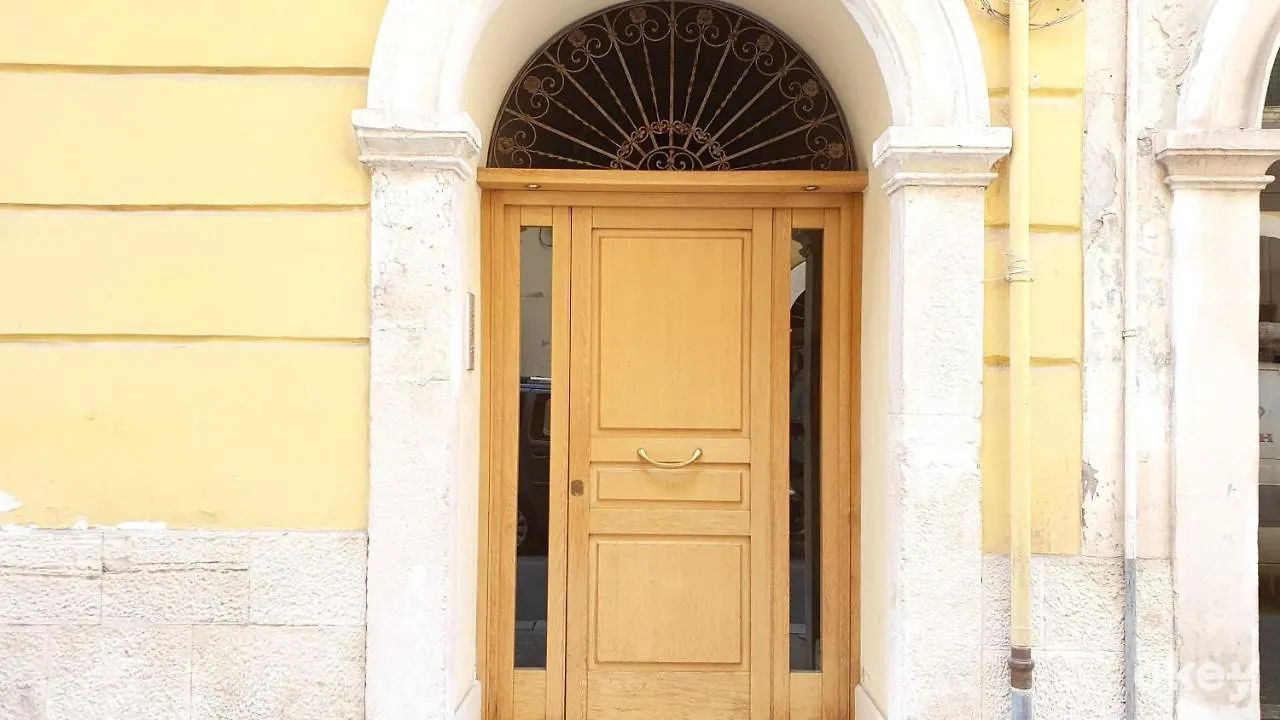 La Terrazza Tra I Tetti Studio - Bari Centro Apartment